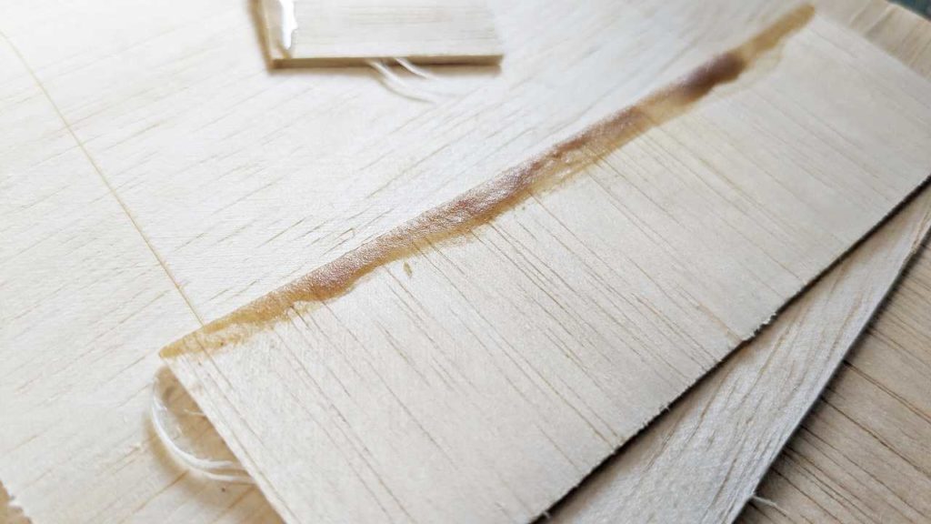 乾燥したタイトボンド3（Titebond 3）